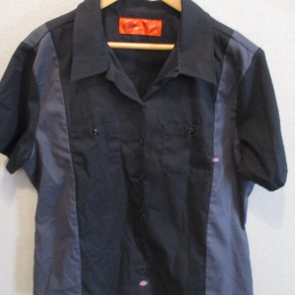 Dickies FS524 Women's Industrial Short-Sleeve Color Block Shirt in Black/Charcoa - Picture 2 of 7